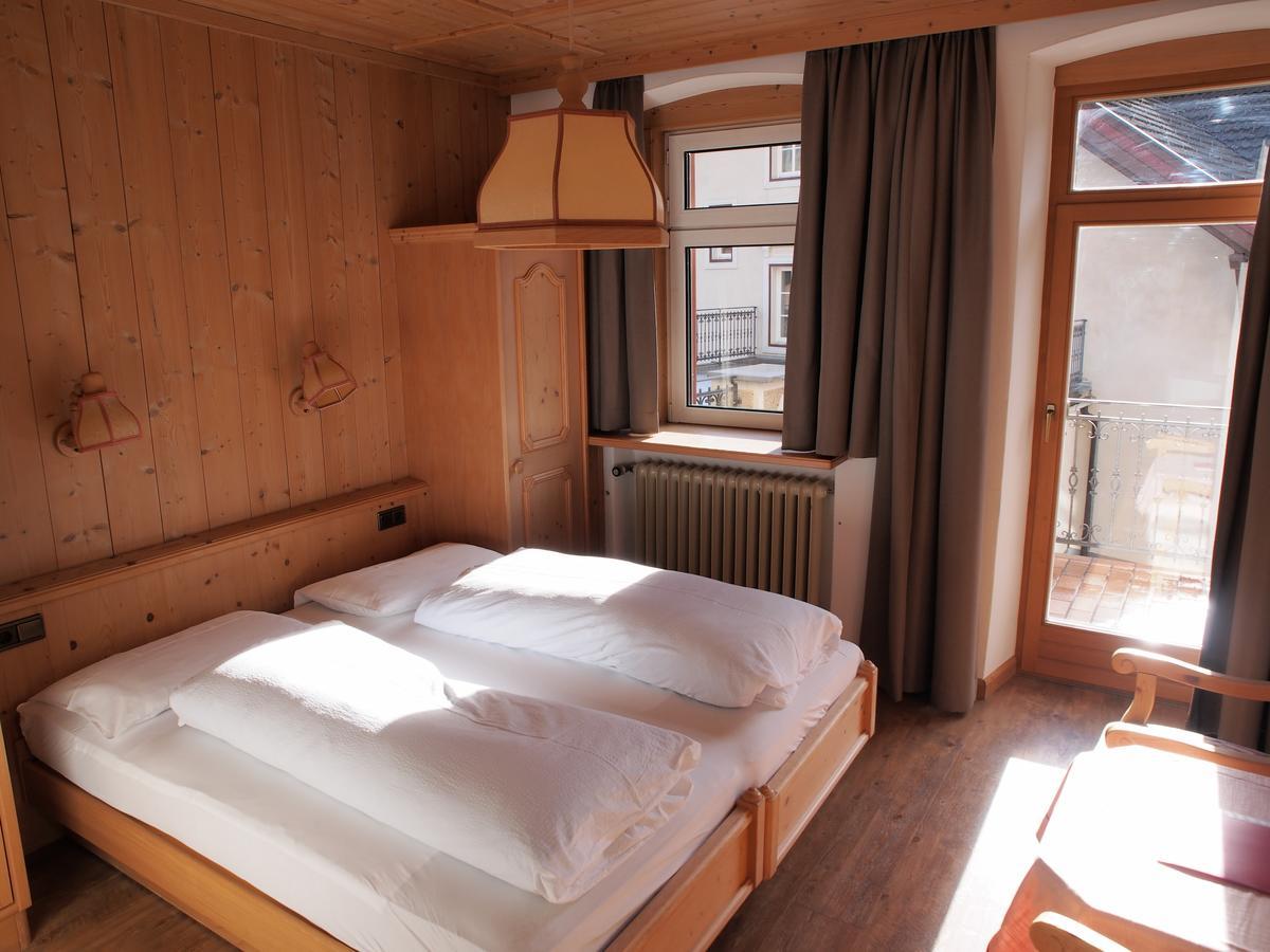 Hotel Bachmann Niederdorf Exteriör bild